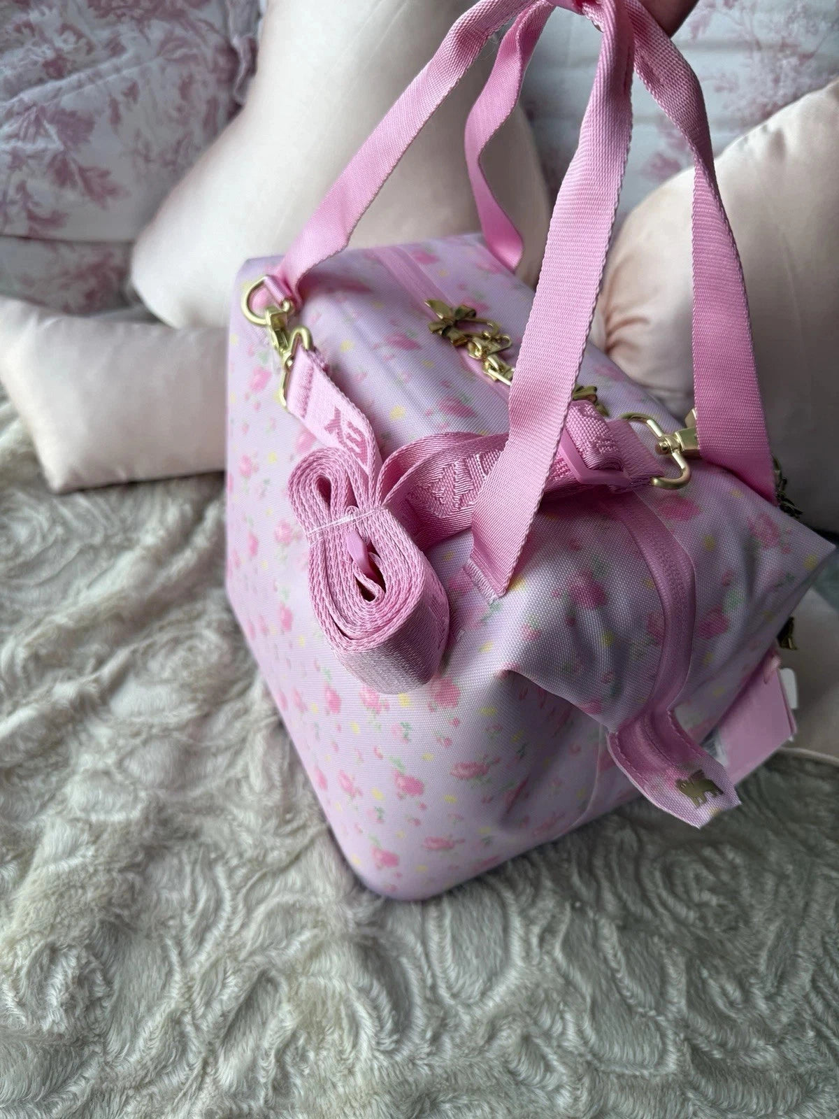 Pink Floral Insulated Cooler Bag – Stylish Lunch & Picnic Tote