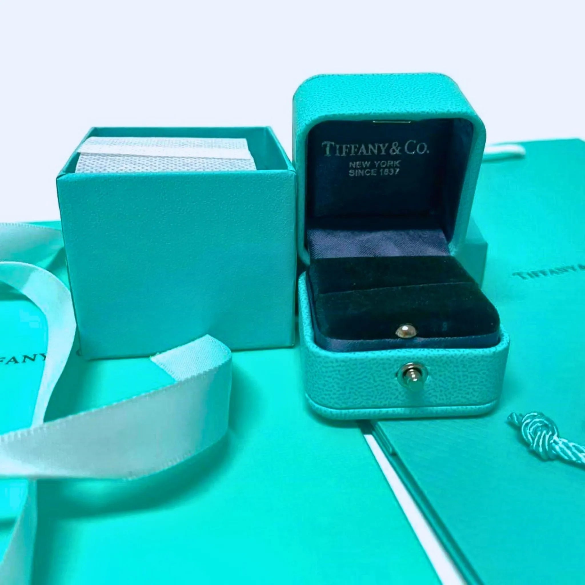 Tiffany & Co. Engagement Ring Box Set with Pouch, Certificate & Shopping Bag – Authentic, Box Only