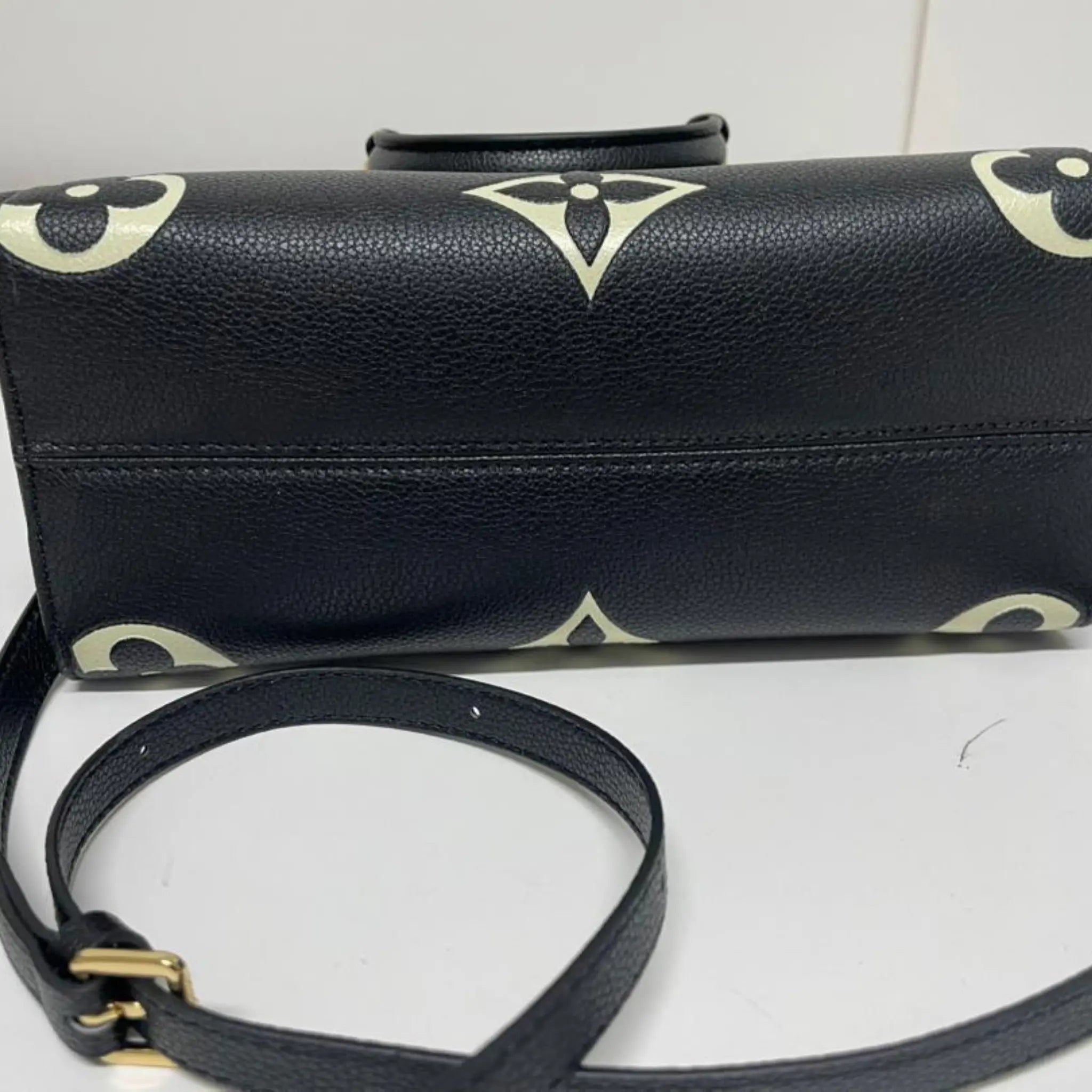 Louis Vuitton OnTheGo Monogram Empreinte Handbag – Authentic Pre-Owned
