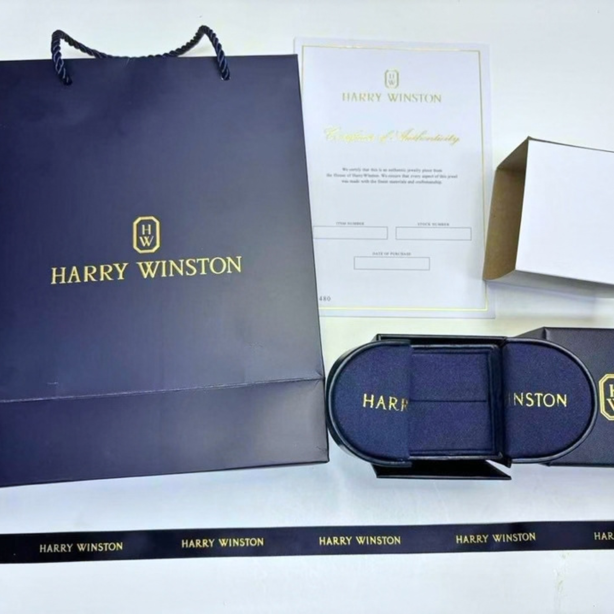 Harry Winston Genuine Ring case Jewelry Navy Leather empty case Gift Box