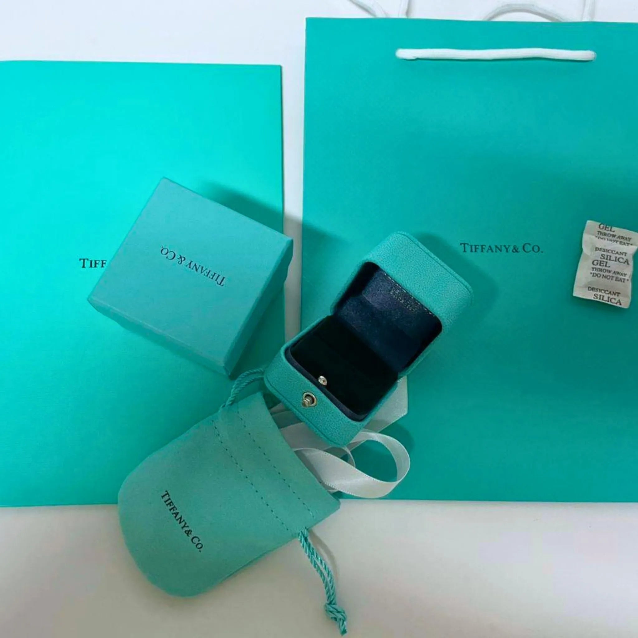 Tiffany & Co. Engagement Ring Box Set with Pouch, Certificate & Shopping Bag – Authentic, Box Only