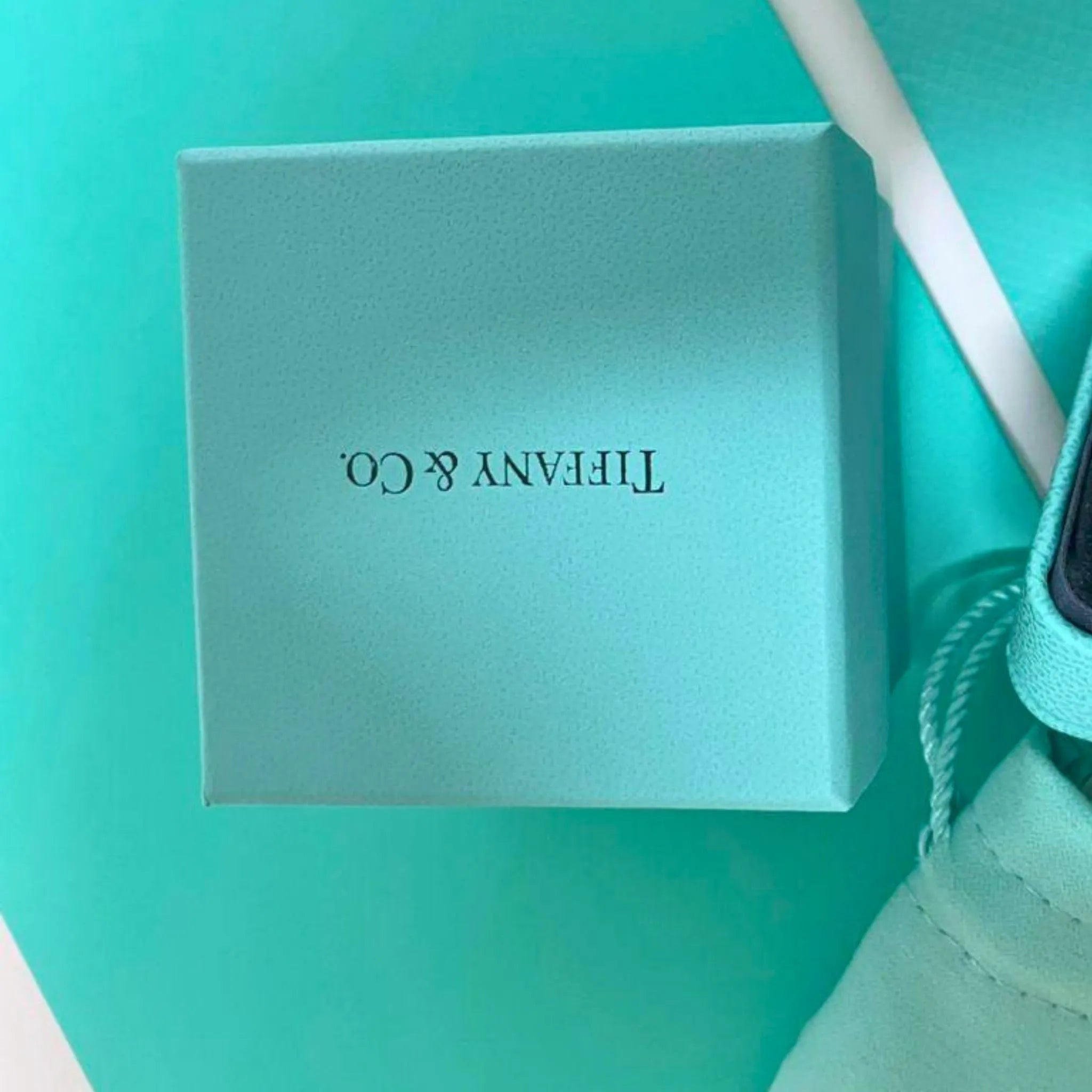 Tiffany & Co. Engagement Ring Box Set with Pouch, Certificate & Shopping Bag – Authentic, Box Only
