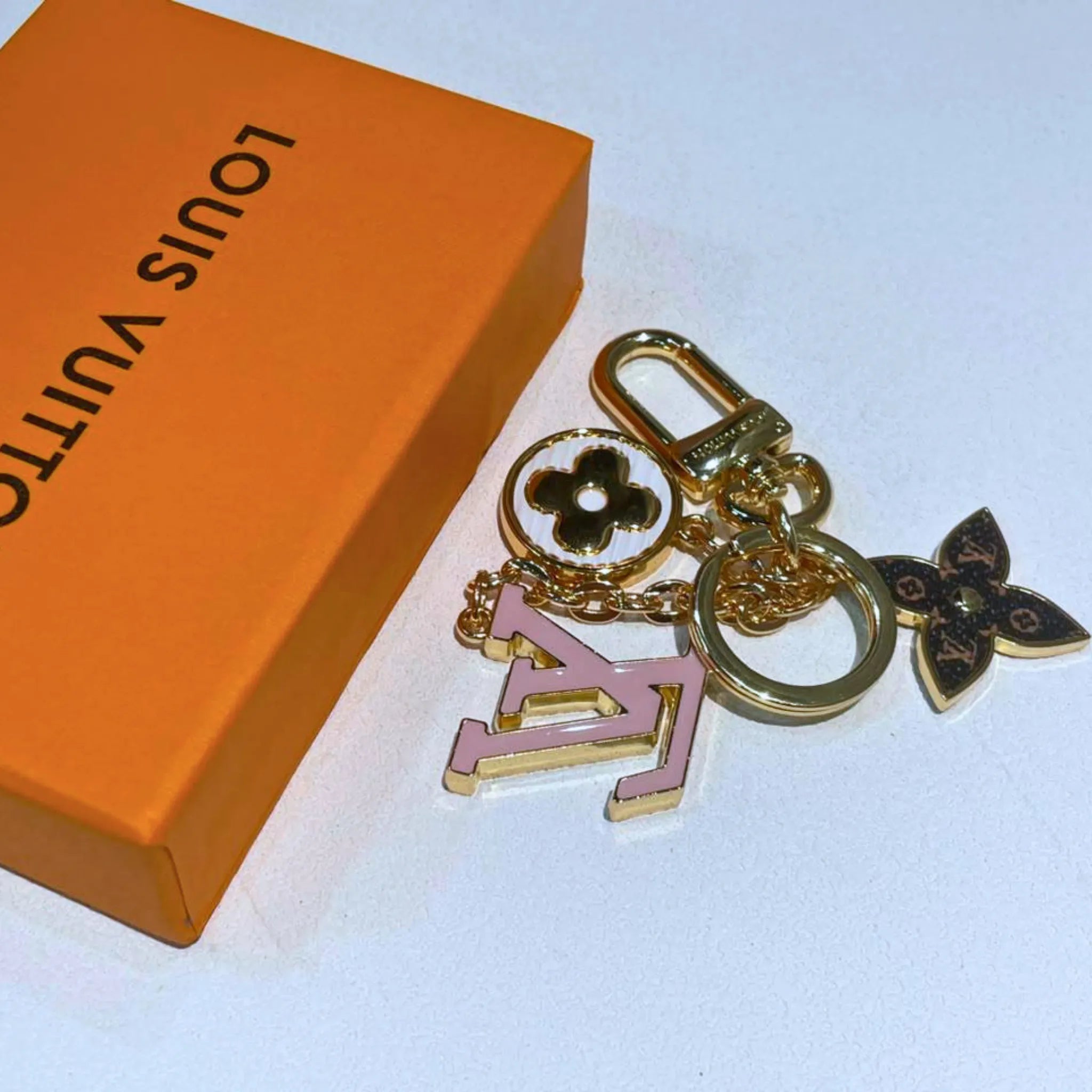 Louis Vuitton Fleur de Monogram Key Holder & Bag Charm Gold Tone Pink Enamel – Authentic Pre-Owned