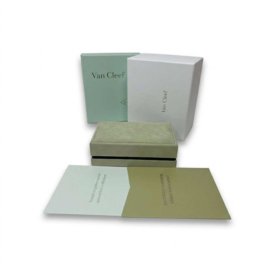 Van Cleef & Arpels Bracelet Jewellery Box Set – Authentic, Box Only
