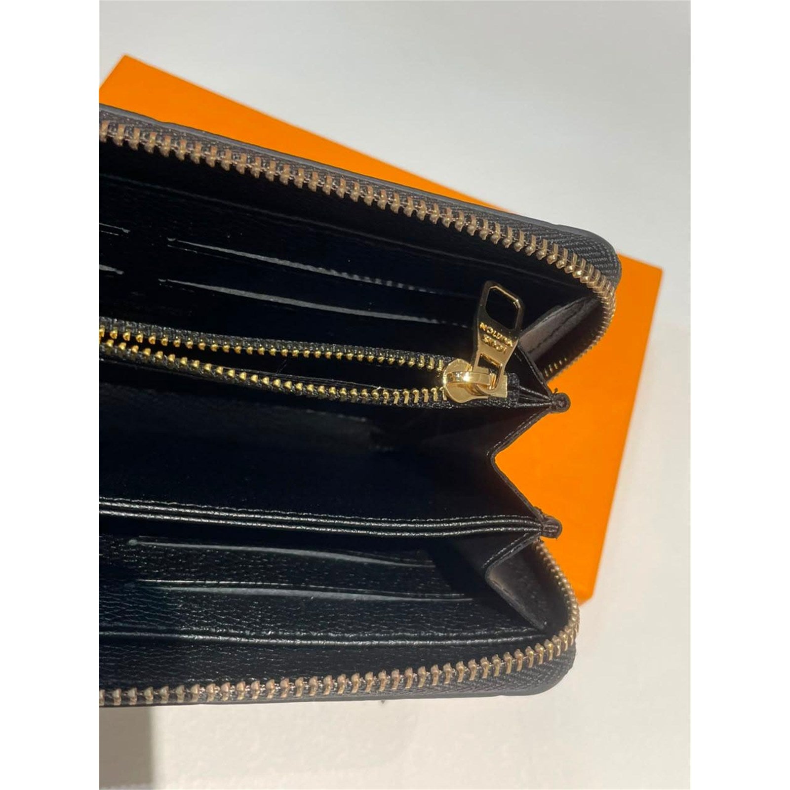 Louis Vuitton Black Monogram Zippy Long Wallet with Box – Authentic Pre-Owned