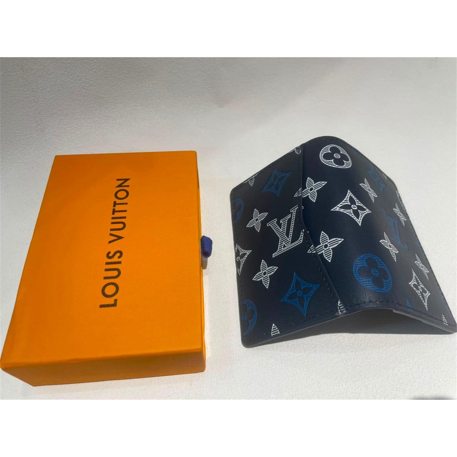 Louis Vuitton Monogram Credit Card Wallet Navy Blue – Authentic Pre-Owned