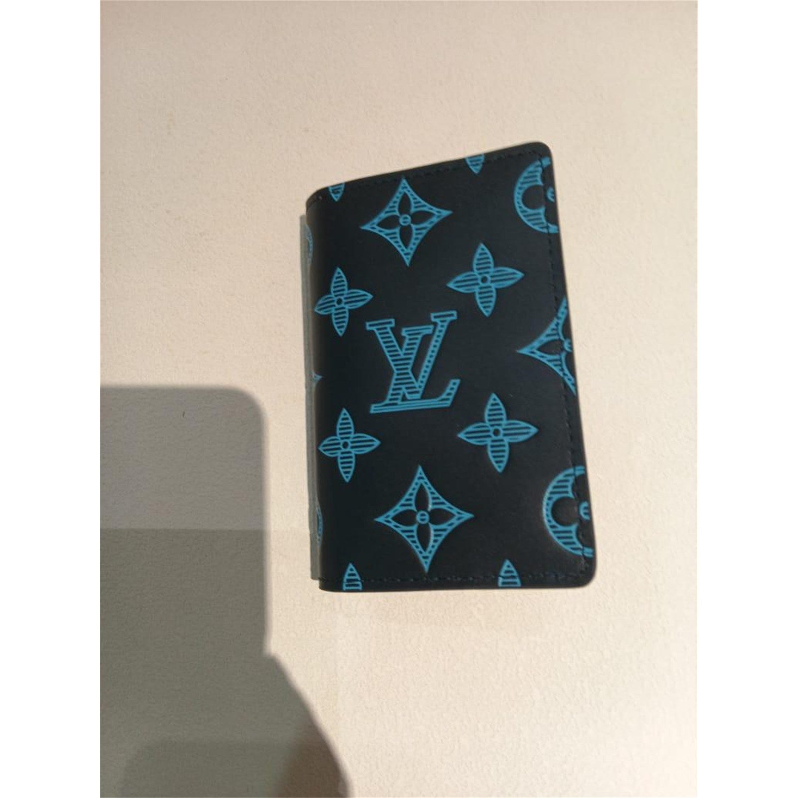 Louis Vuitton Black/Blue Monogram Leather Men's Credit Card Holder Wallet – Authentic Pre-Owned