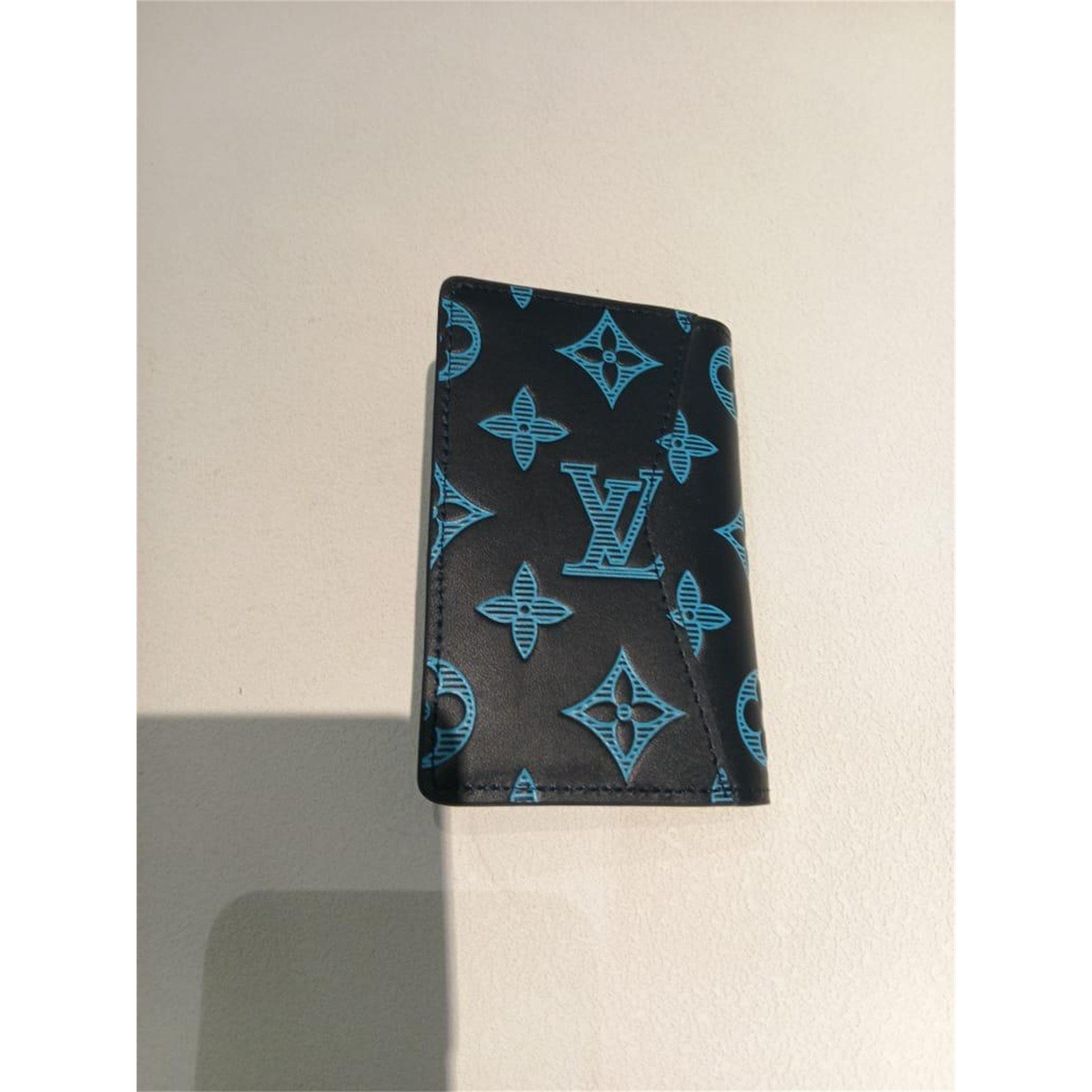 Louis Vuitton Black/Blue Monogram Leather Men's Credit Card Holder Wallet – Authentic Pre-Owned