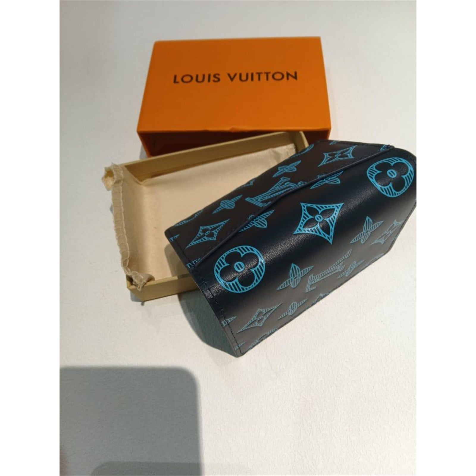 Louis Vuitton Black/Blue Monogram Leather Men's Credit Card Holder Wallet – Authentic Pre-Owned