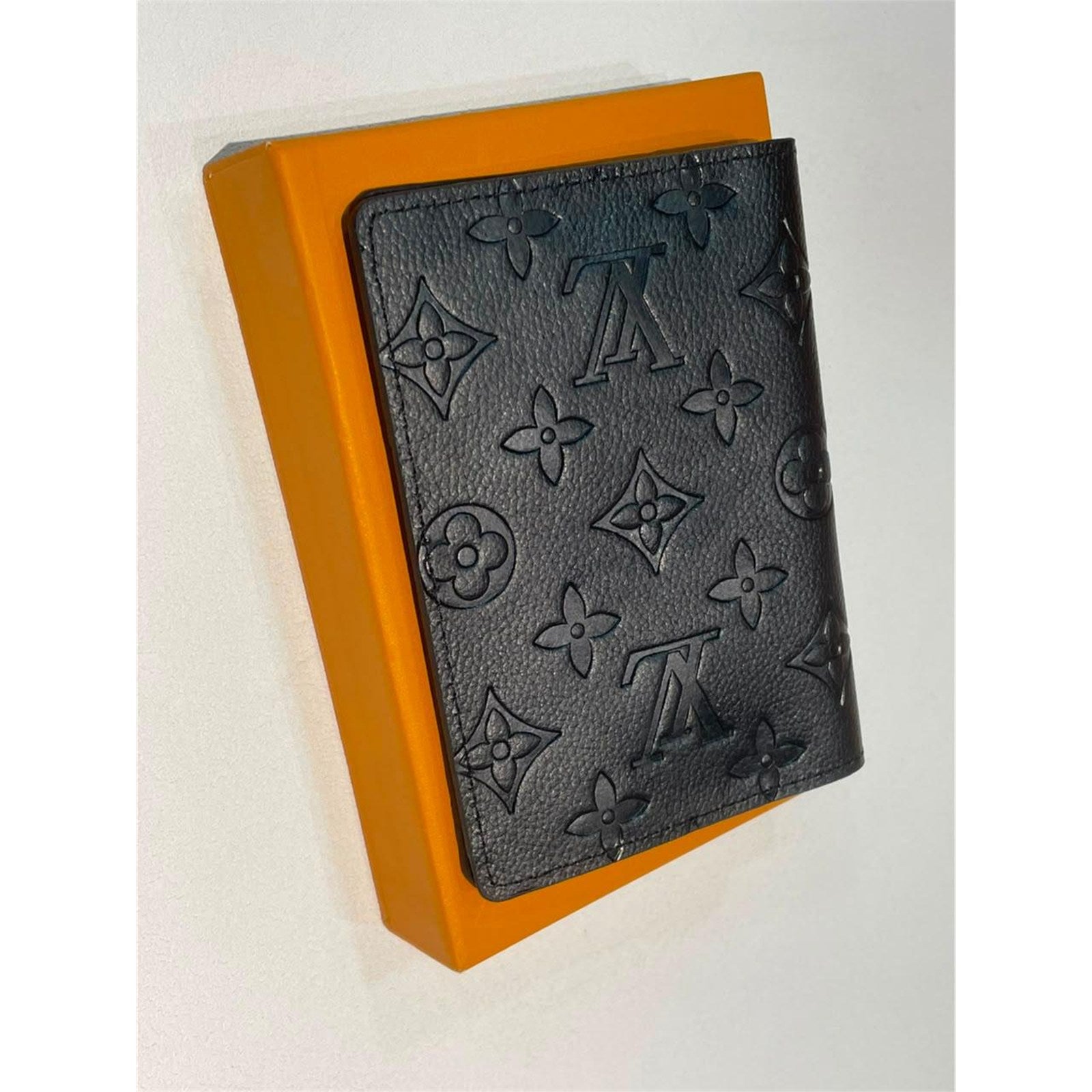 Louis Vuitton Passport Cover Couverture Passeport NM Monogram – Authentic Pre-Owned