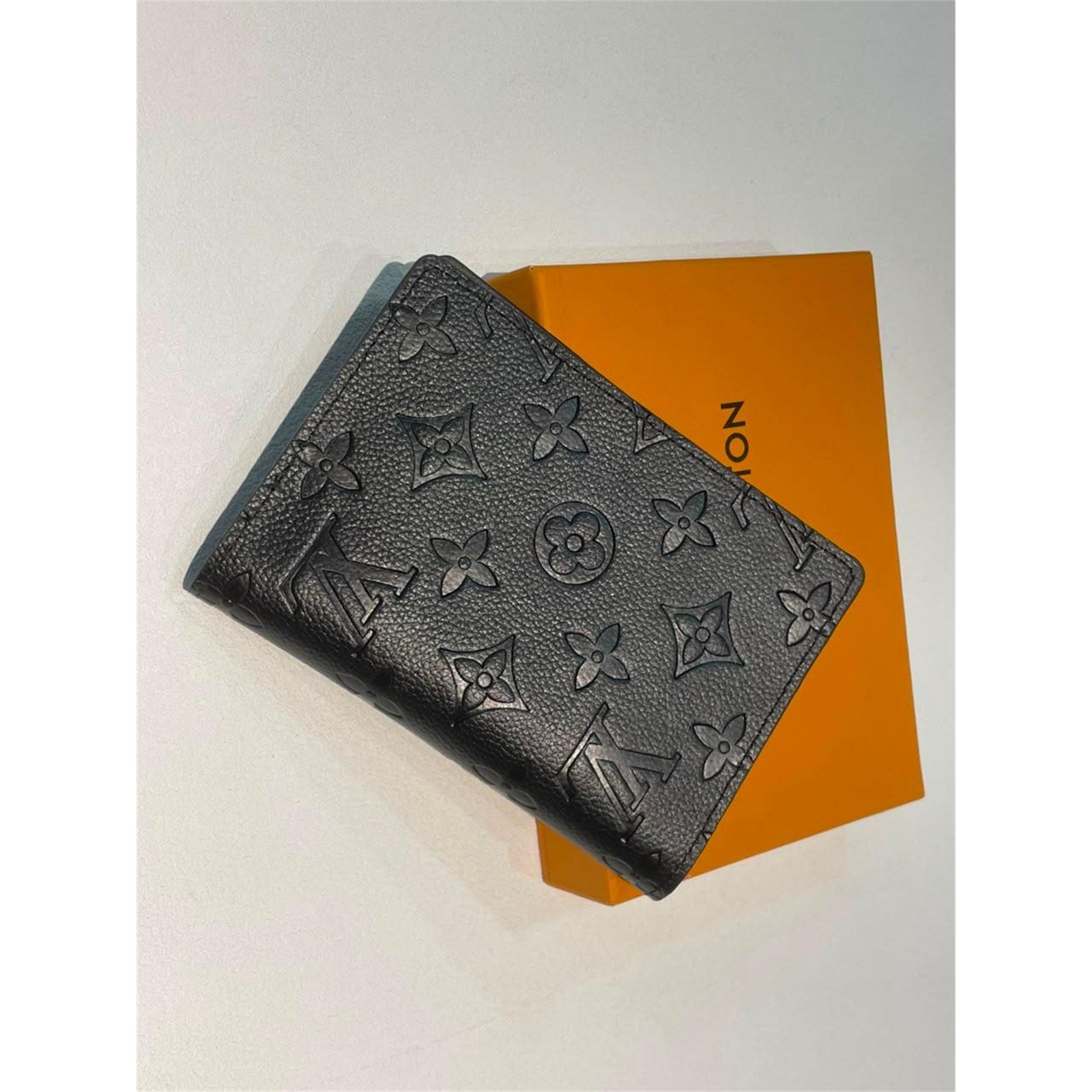 Louis Vuitton Passport Cover Couverture Passeport NM Monogram – Authentic Pre-Owned