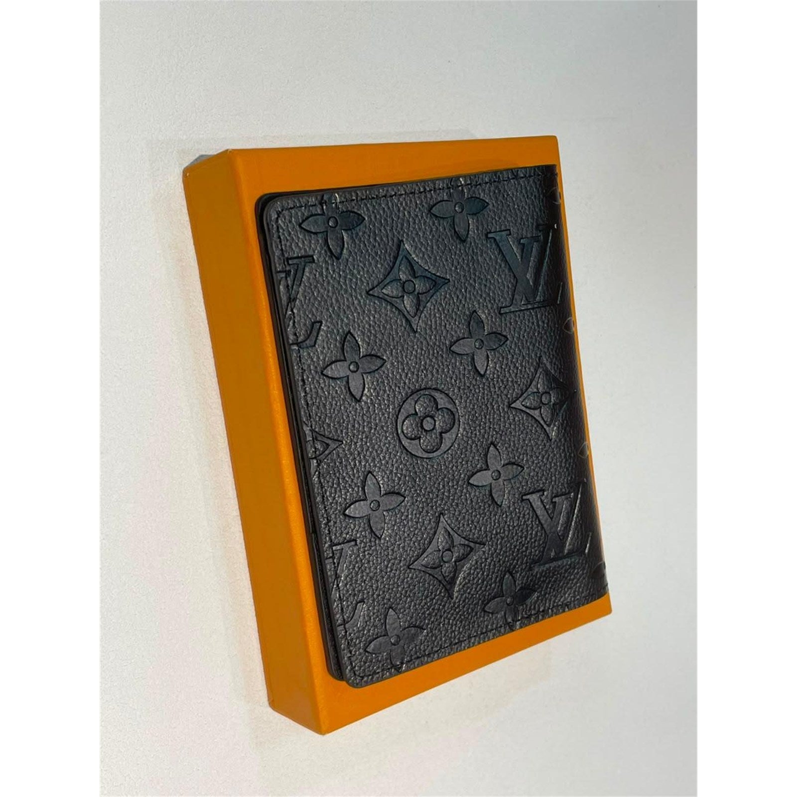 Louis Vuitton Passport Cover Couverture Passeport NM Monogram – Authentic Pre-Owned