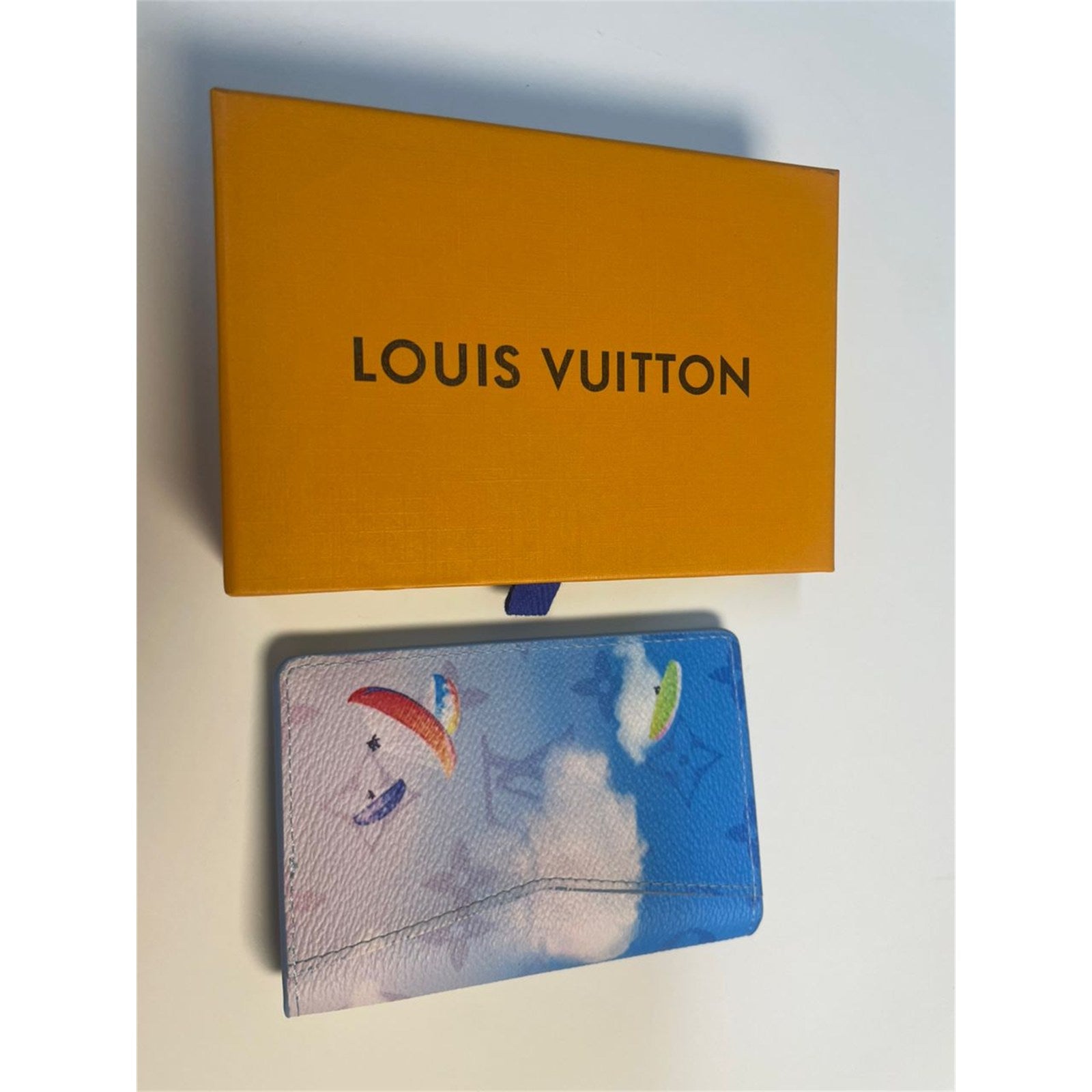 Louis Vuitton Pocket Organizer Wallet Sky Paragliding Monogram – Authentic Pre-Owned