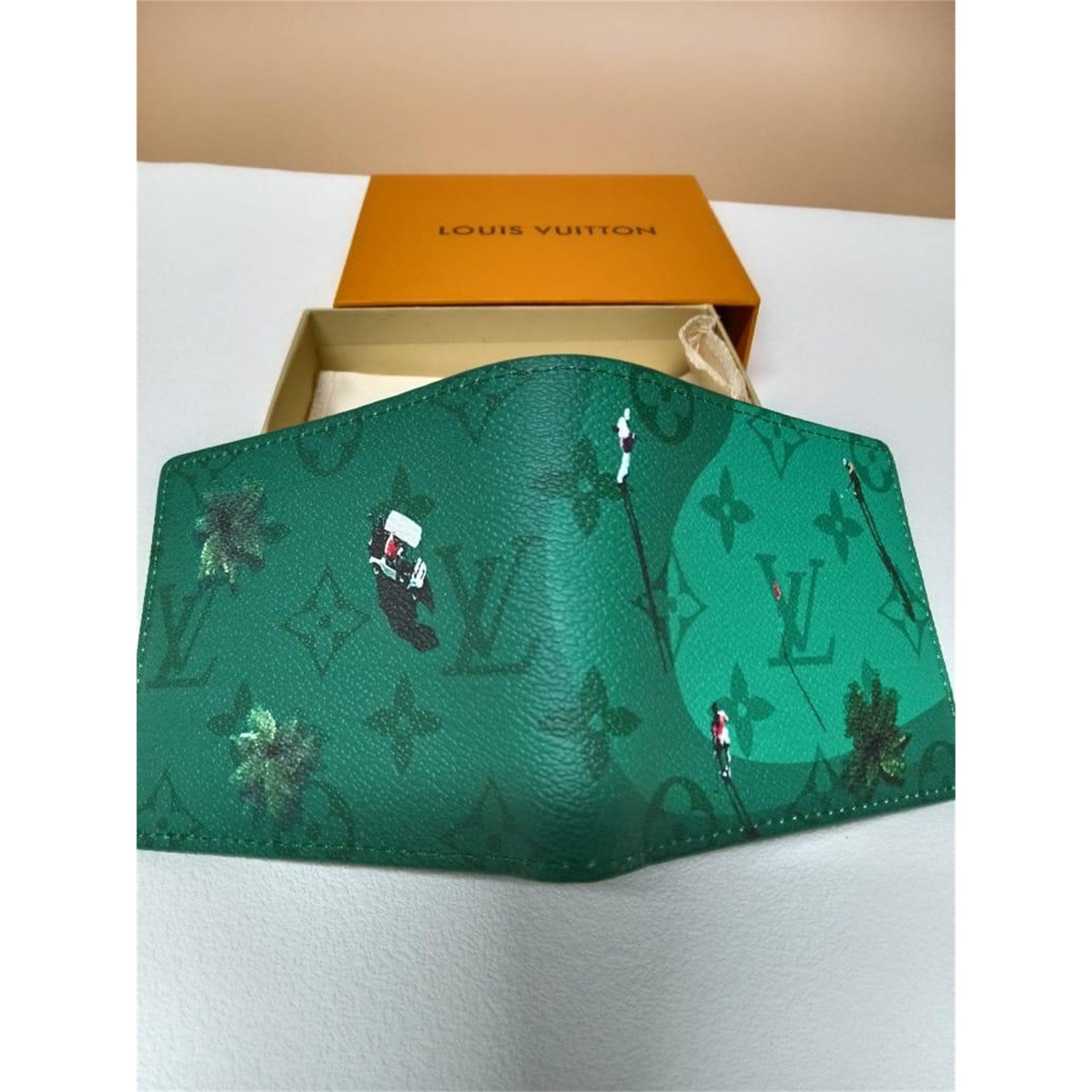 Louis Vuitton Golf Monogram Green Men's Bifold Wallet – Authentic Pre-Owned