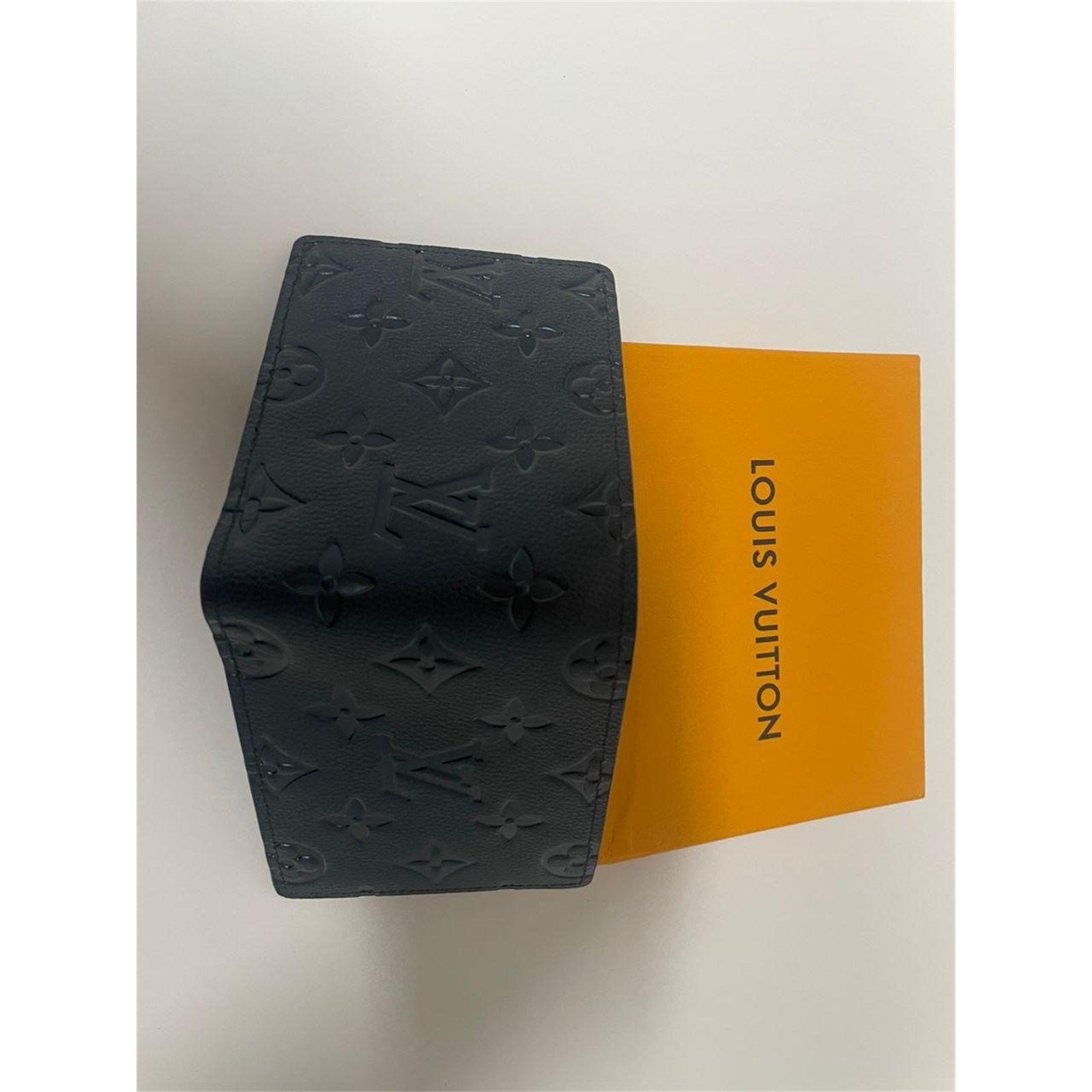 Louis Vuitton Multiple Wallet Embossed Monogram Leather Men's Bifold – Authentic Pre-Owned