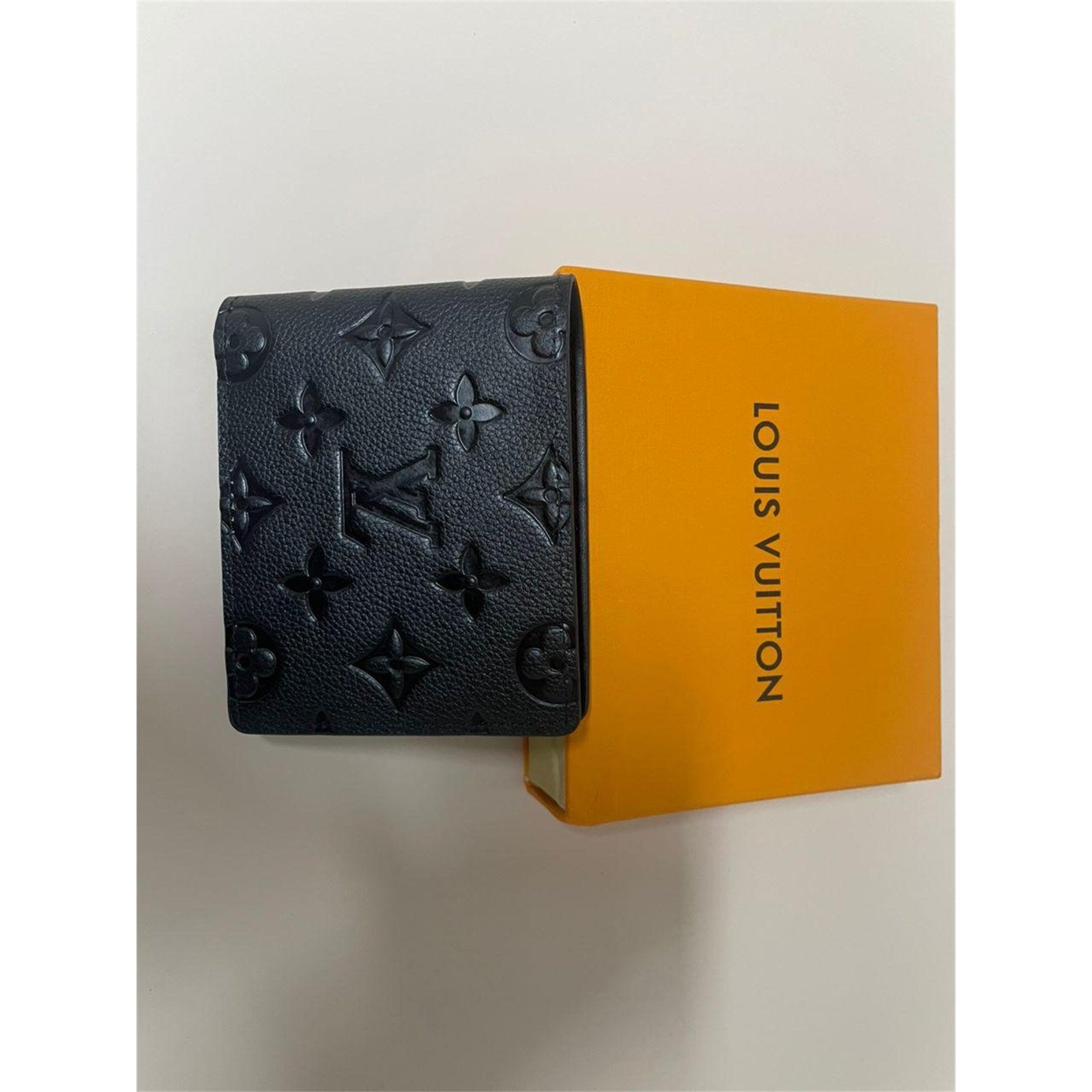 Louis Vuitton Multiple Wallet Embossed Monogram Leather Men's Bifold – Authentic Pre-Owned