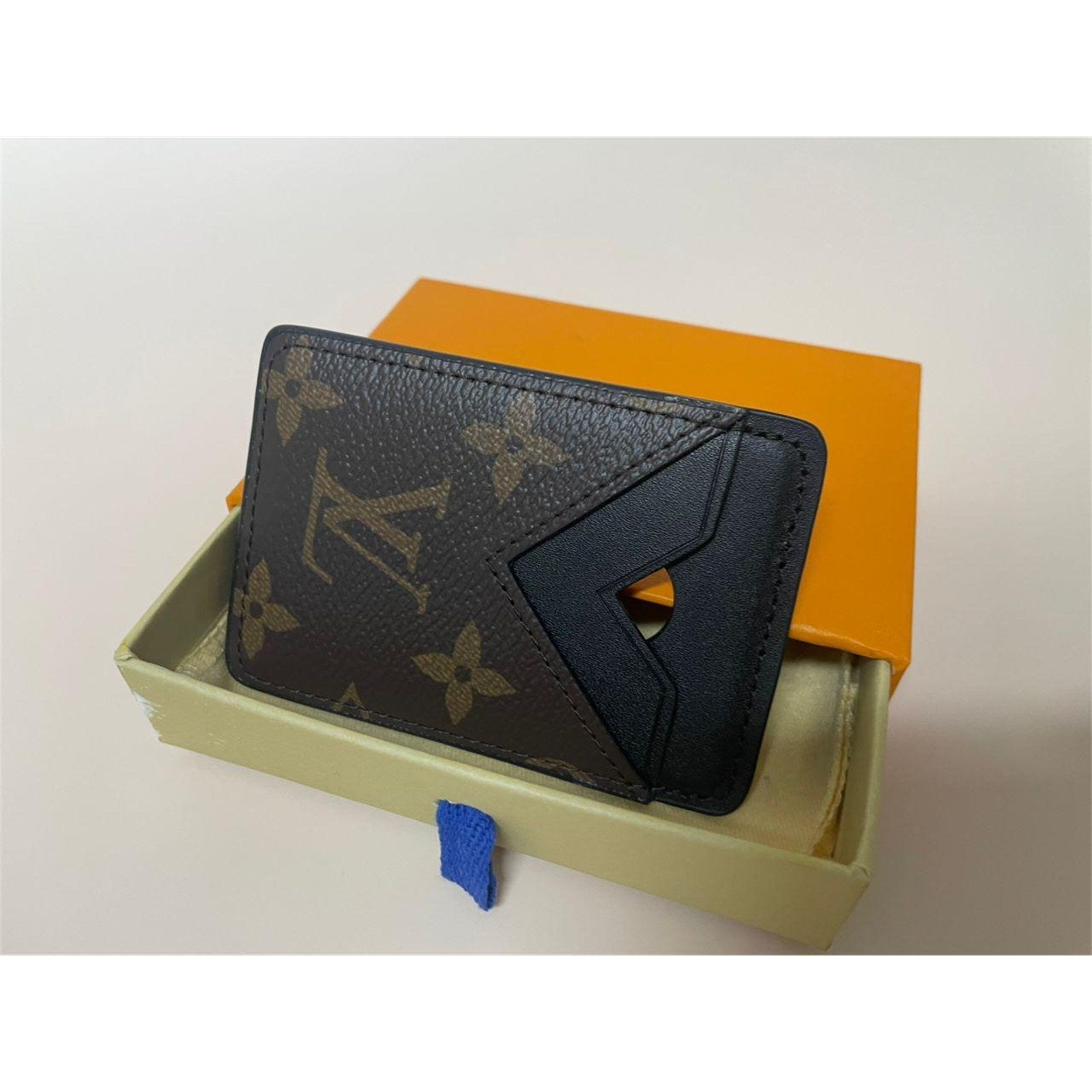 Louis Vuitton Porte Cartes Magnetic Card Holder Brown Monogram – Authentic Pre-Owned