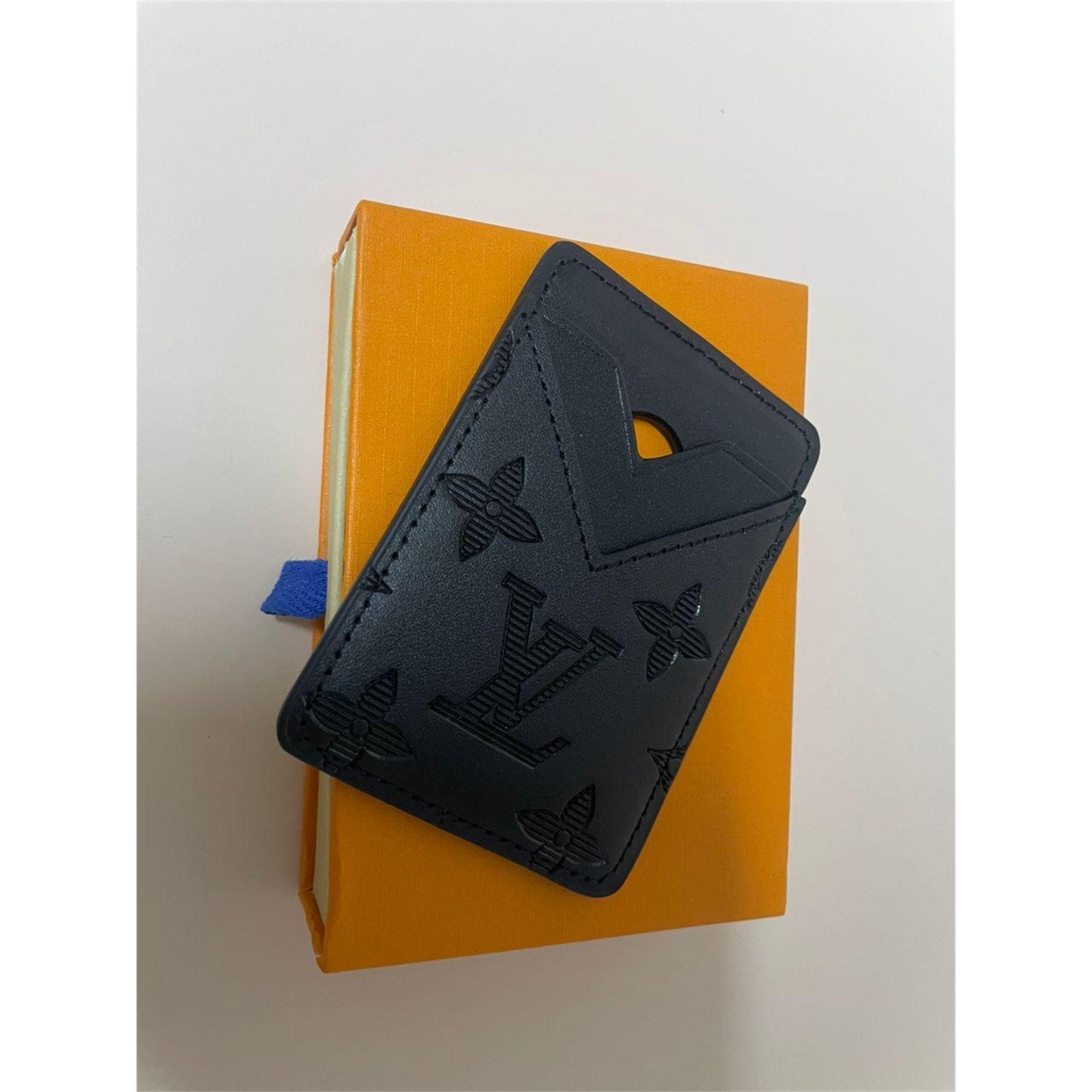 Louis Vuitton Magnetic Card Holder Black – Authentic Pre-Owned