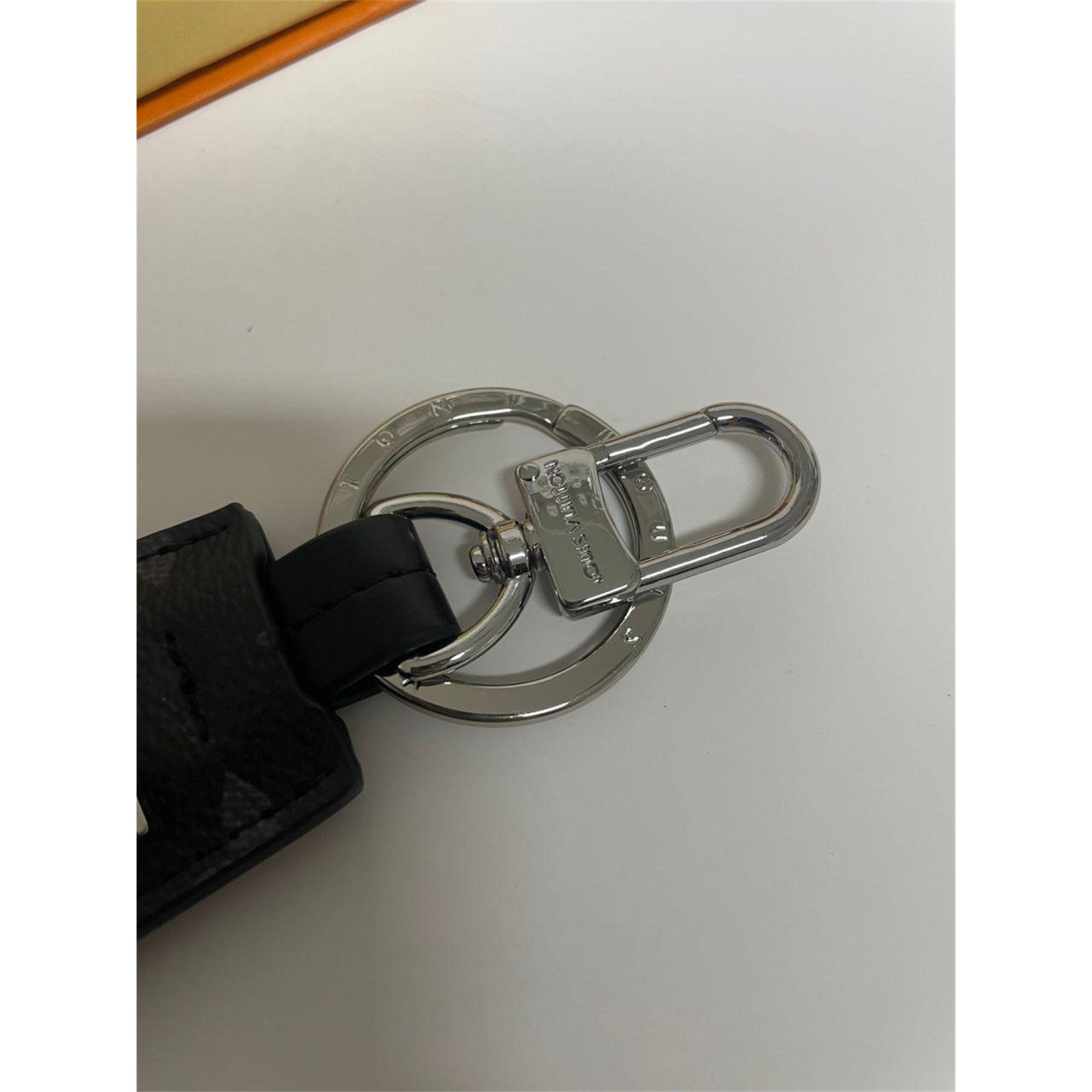 Louis Vuitton Vintage Black Leather Key Ring Keychain – Authentic Pre-Owned