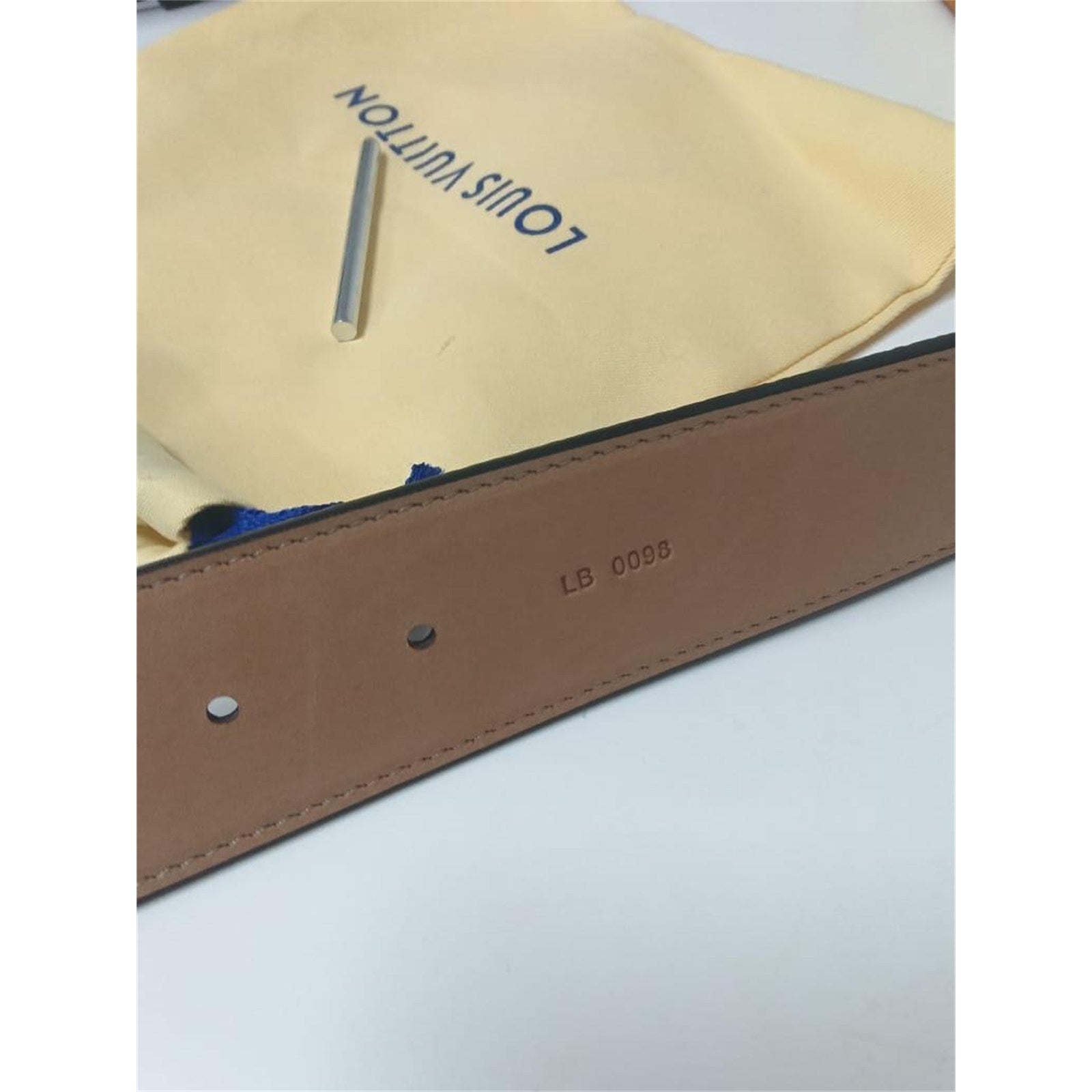 Louis Vuitton Monogram Brown 40mm Belt Gold Buckle Size 95/38 with Box – Authentic Pre-Owned