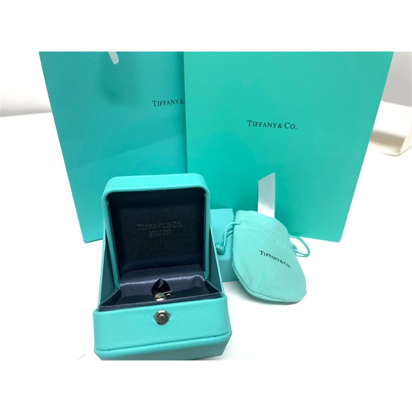 Tiffany & Co. Blue Leather Necklace Presentation Box, Case & Bag – Authentic, Box Only