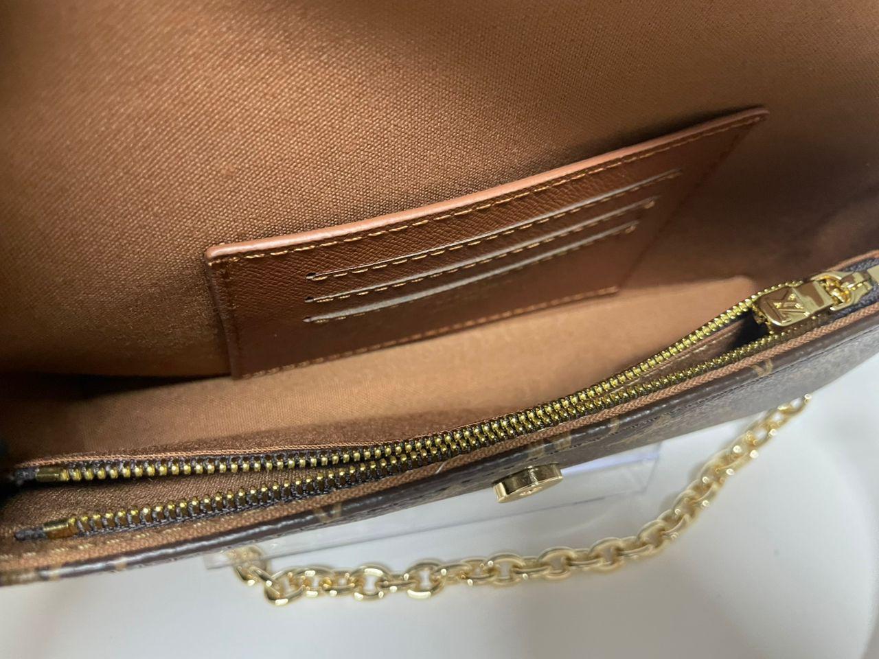 Louis Vuitton Ivy Wallet On Chain Monogram Canvas Shoulder Bag
