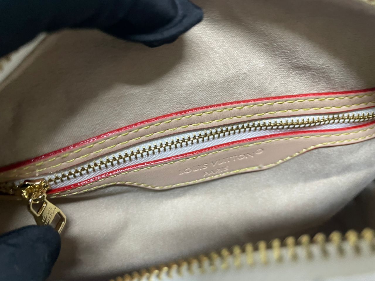 Louis Vuitton x Takashi Murakami Speedy Bandoulière 25 Multicolor Bag M13085