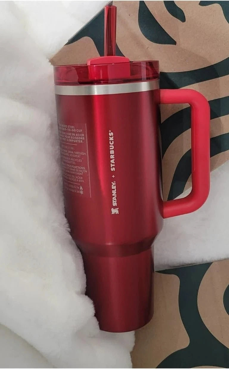 Stanley X Starbucks Limited Holiday Red Quencher Tumbler Flowstate H2.0 40oz NWT