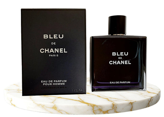 Bleu de Chanel Eau de Toilette – Men’s Woody Aromatic Fragrance