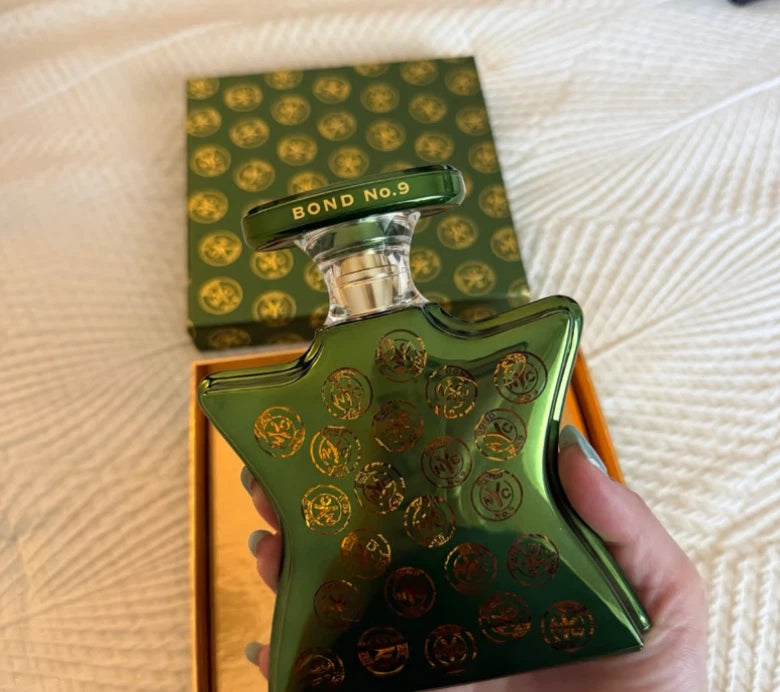 Bond No. 9 Oud Supreme Eau de Parfum – Luxury Unisex Fragrance